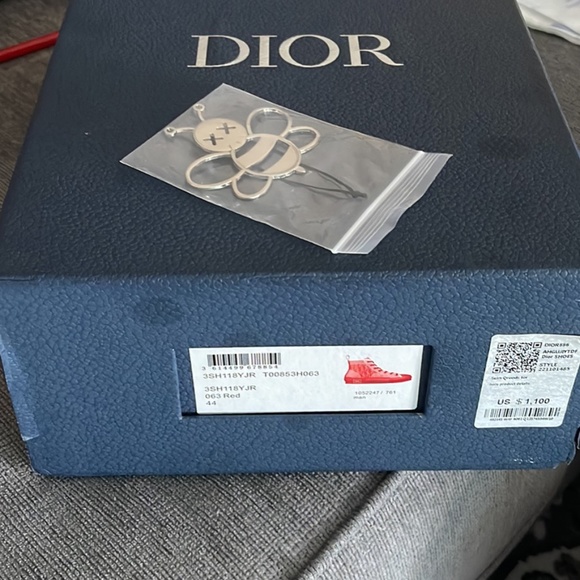 Dior Sneakers - Picture 2 of 7